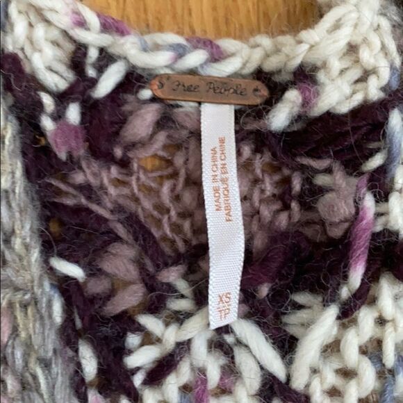 Oversized Free people sweater size XS EUC - Picture 3 of 5
